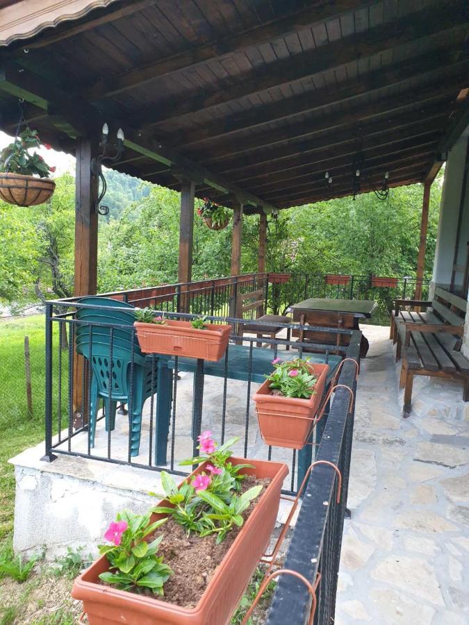 Бадевски Рай- Къща София Veliko Tărnovo Exterior foto