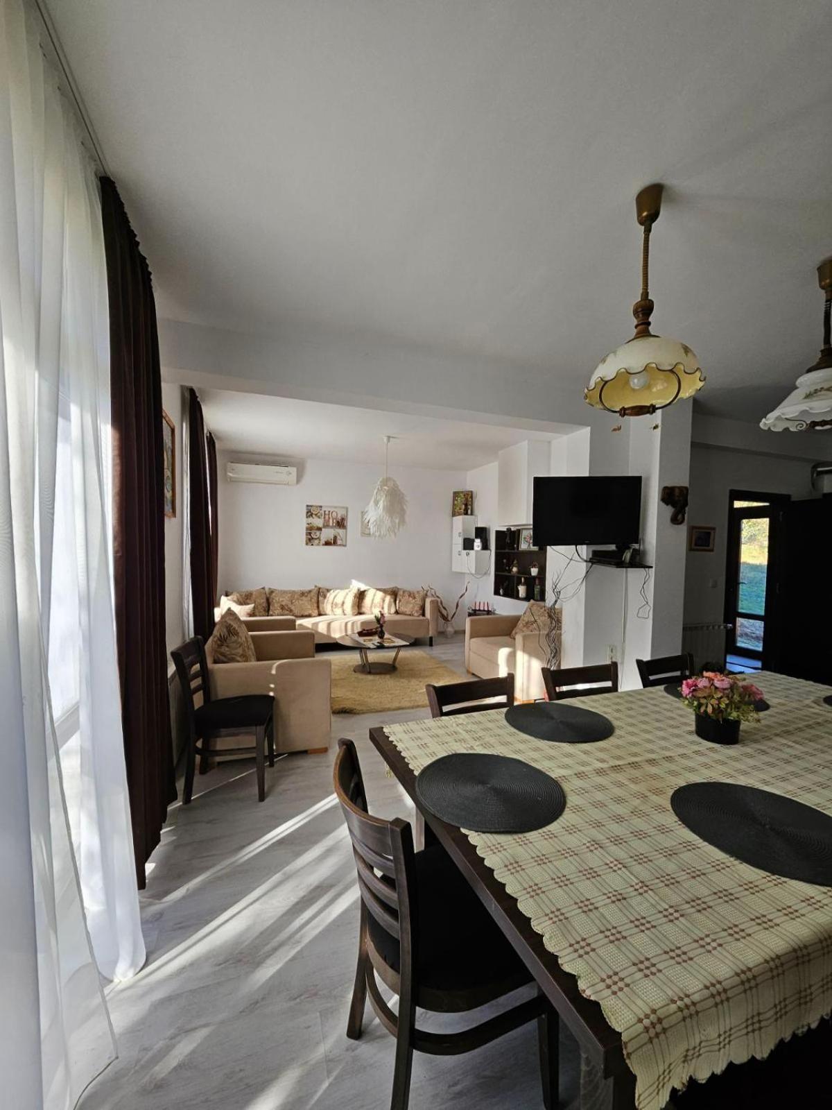 Бадевски Рай- Къща София Veliko Tărnovo Exterior foto